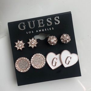 Guess earring NEW